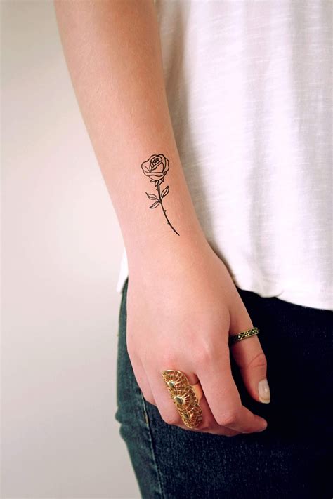 tattoo roos|rose tattoo pics.